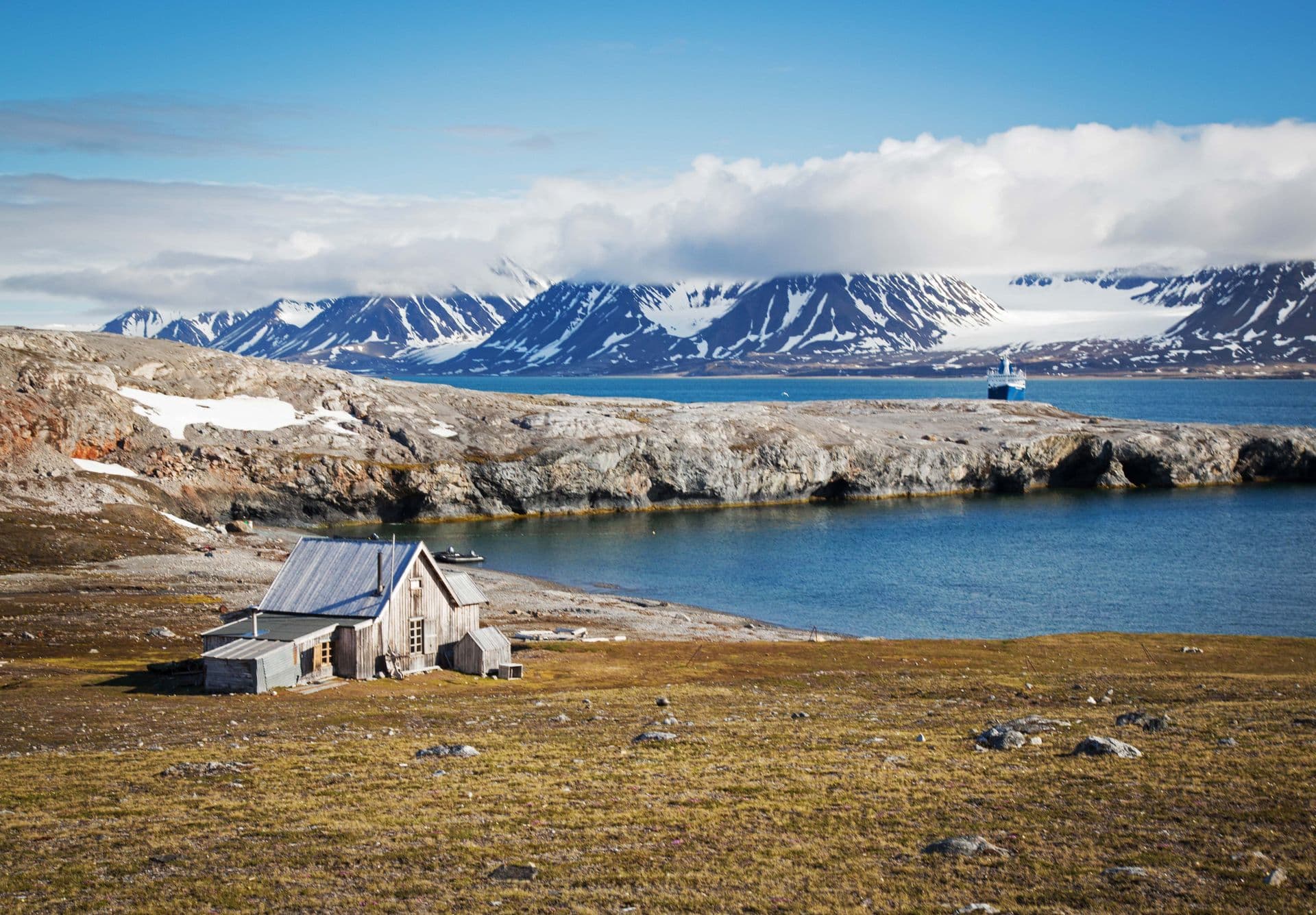 QuarkExpeditions_ Spitsbergen Photography: In Search of Polar Bears