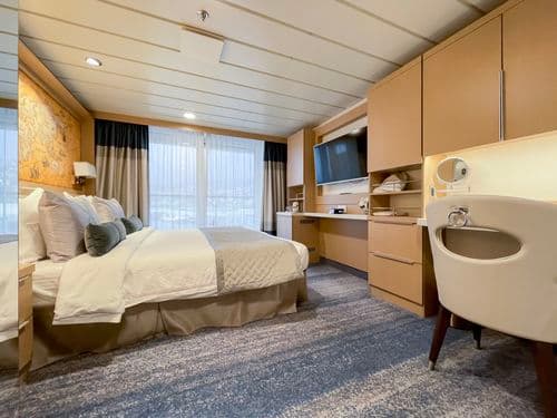 Deluxe veranda forward oe