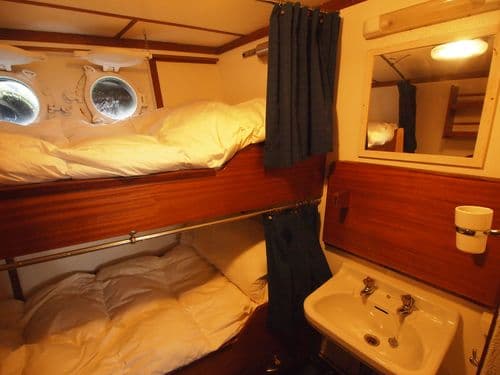 Cabin standard bigger Hans Hansson