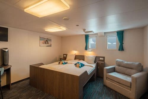 Superior Cabin Ortelius