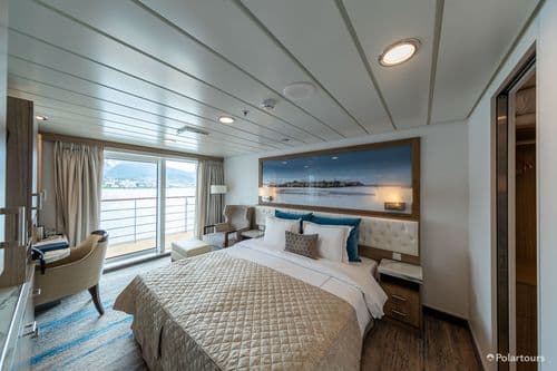 Image without description