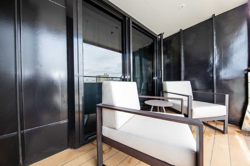 world explorer triple